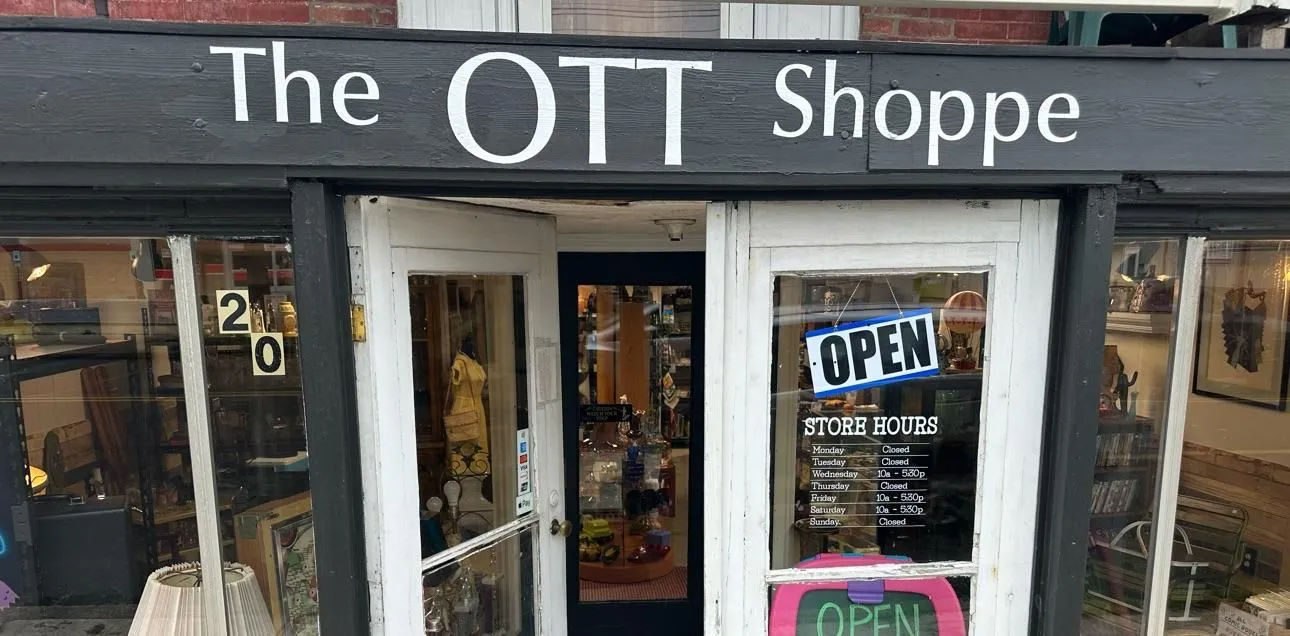 Store Image