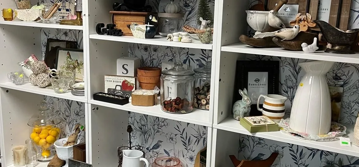 Store Image