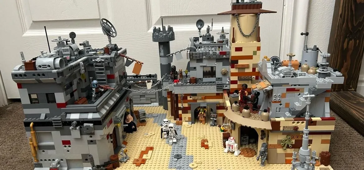 Store Image
