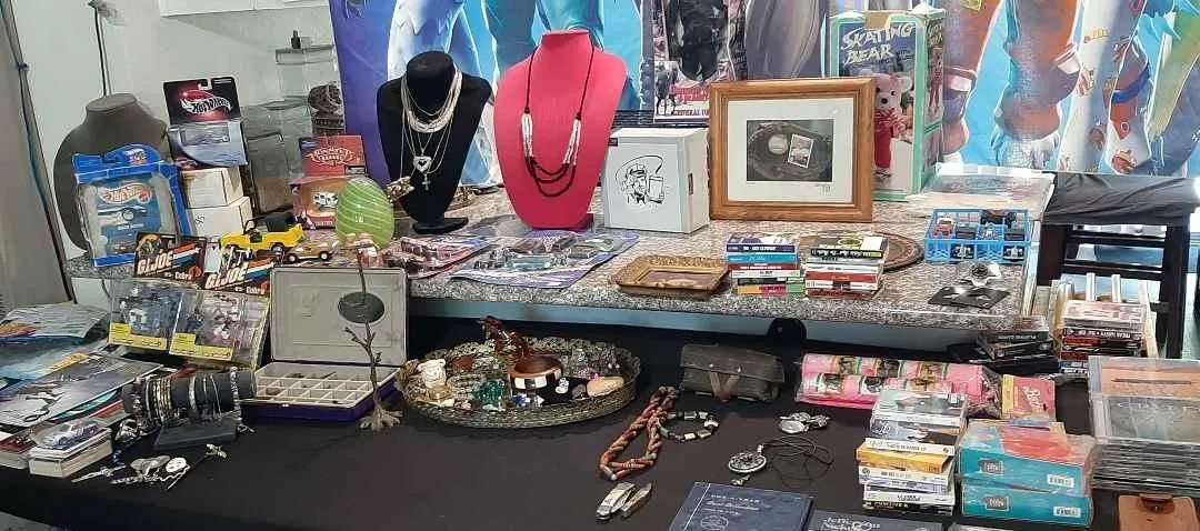 Store Image