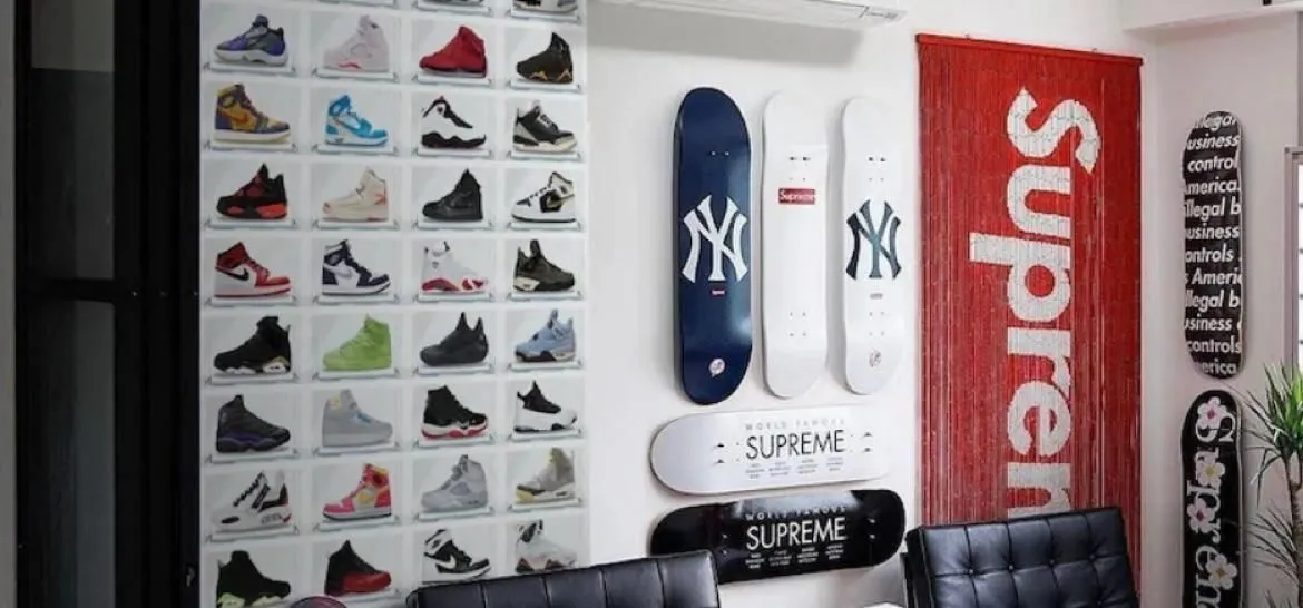 Store Image