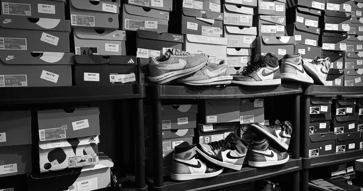 Store Image