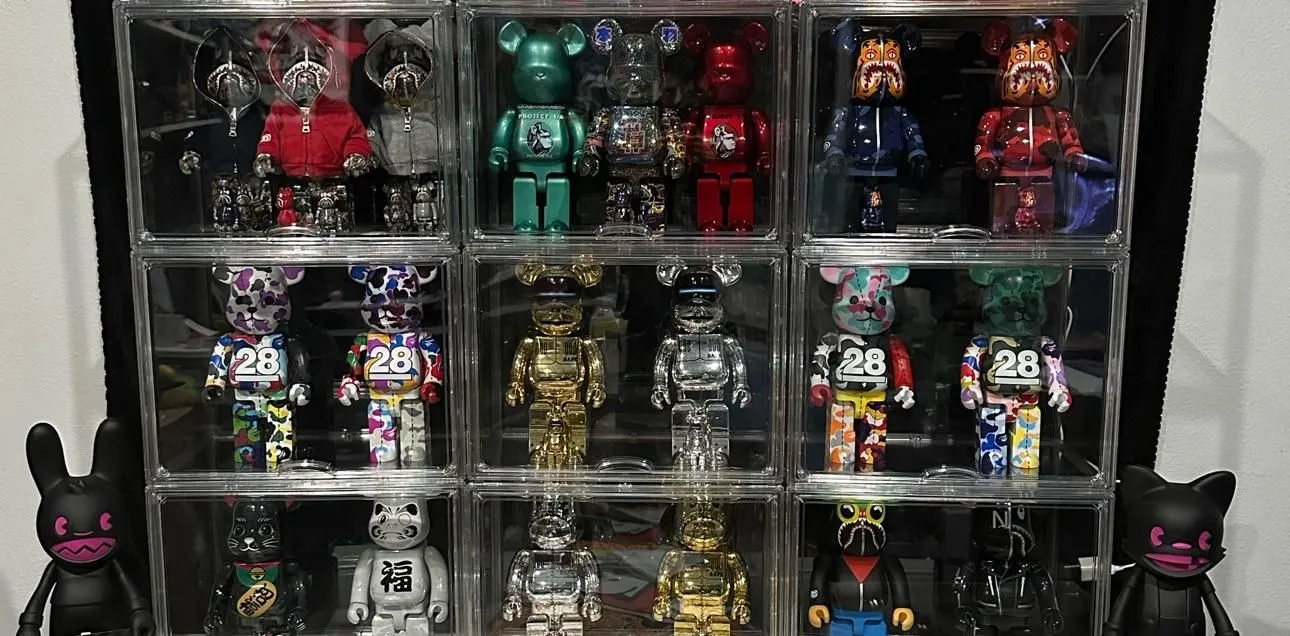 Store Image