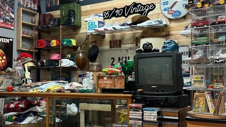 Store Image