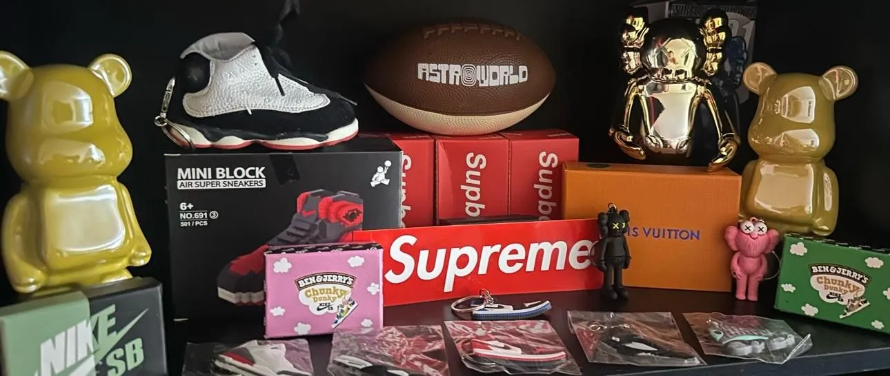 Store Image