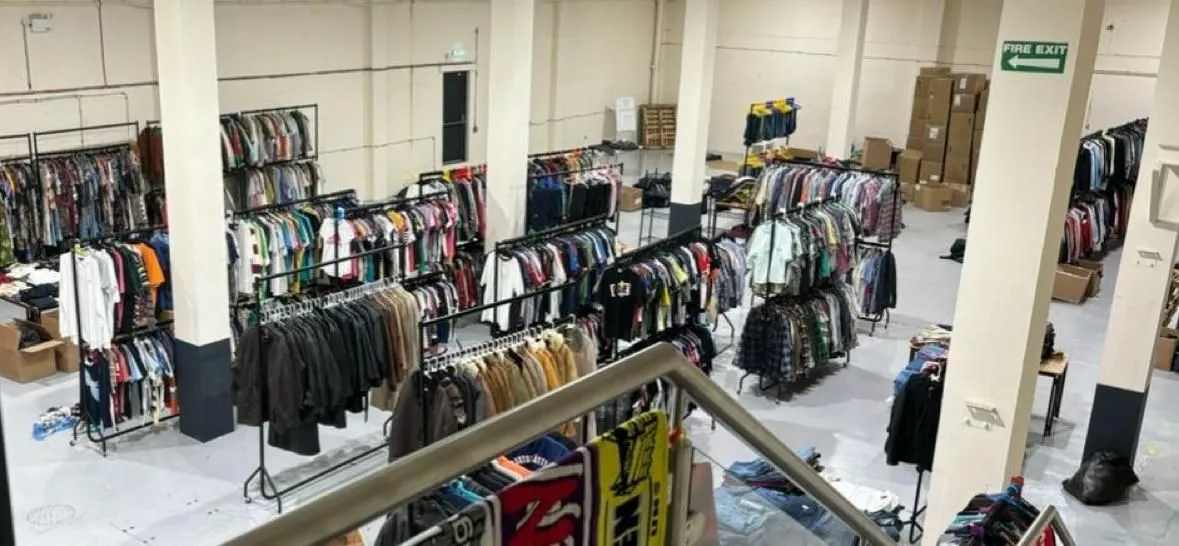 Store Image