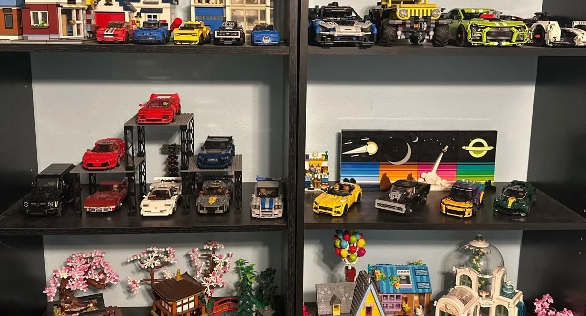 Store Image