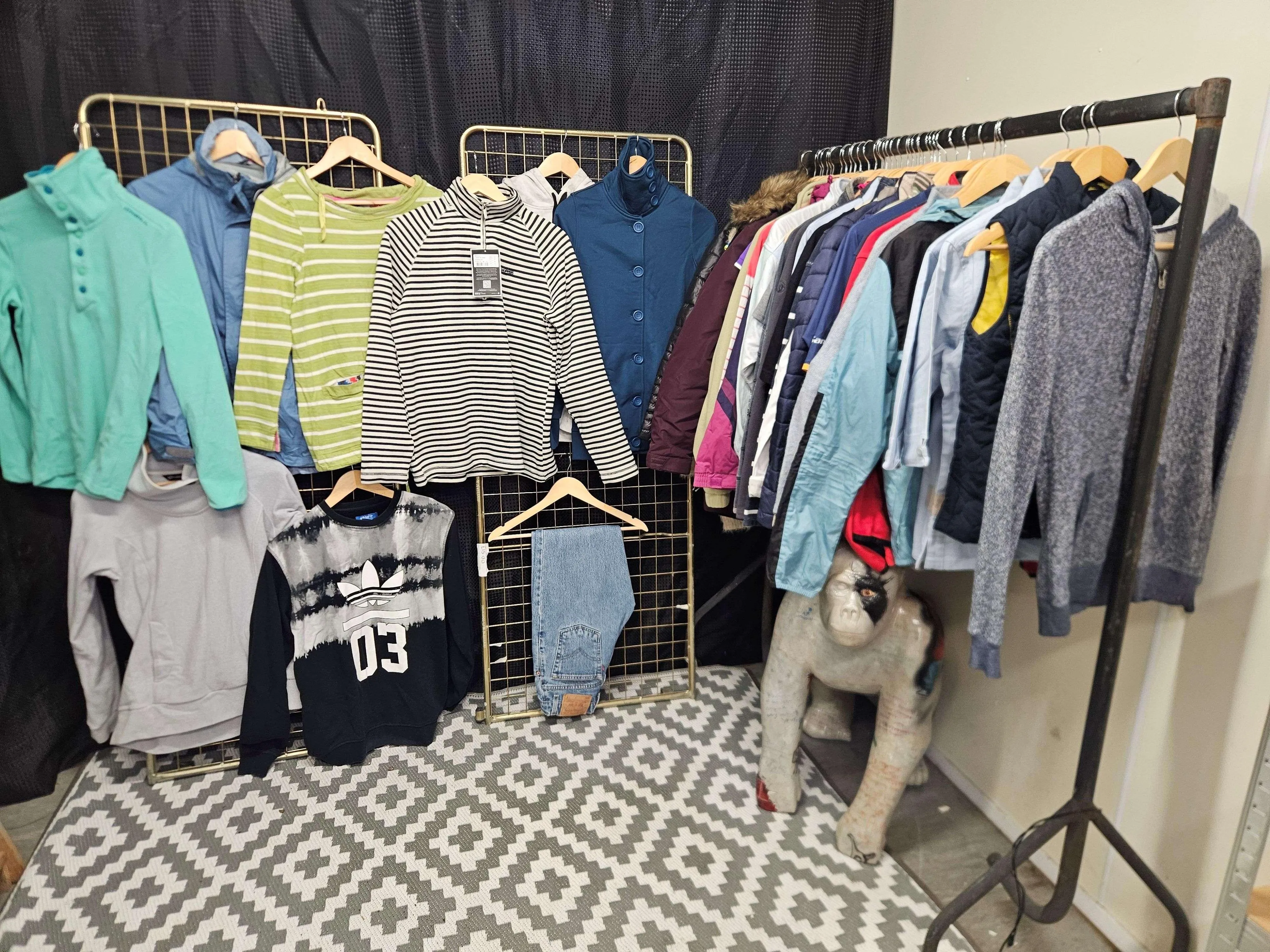 Store Image