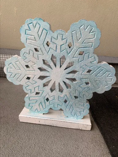 Snowflake Tabletop Decor - Large