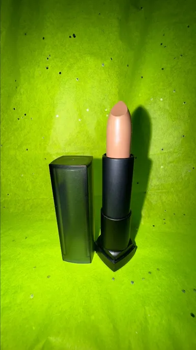 Maybelline lipstick ~ carnal brown