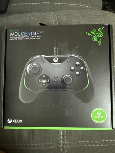 Razer Wolverine V2 Wired Gaming Controller for Xbox Series - Black 612/613MR