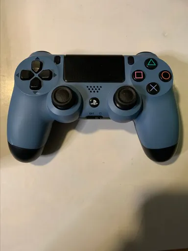 PS4 controller - Uncharted 4 version
