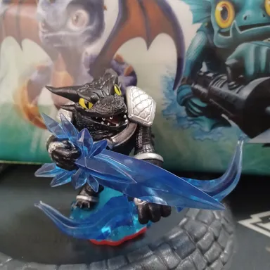 Skylander Dark Snap Shot