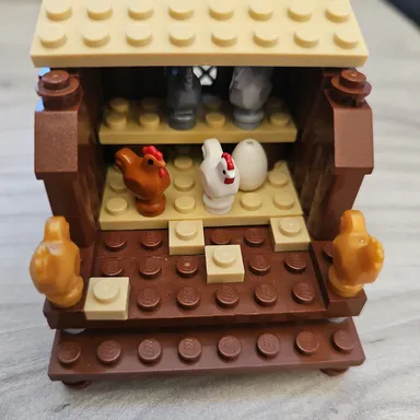 Lego chicken coop moc