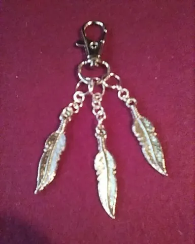 Bag Charm 3 Feathers Silver-tone Handcrafted New Western Boho 