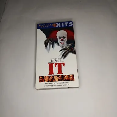 Stephen King's "IT" VHS Warner Bros Hits Horror Cult Classic