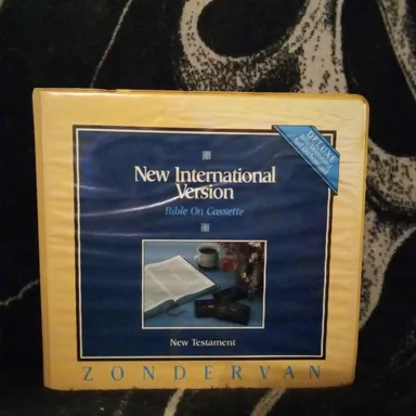 VTG 1982 ZONDERVAN MEDIA The New Testament Deluxe Set Fully Dramatized & Orchestrated Cassette Tapes