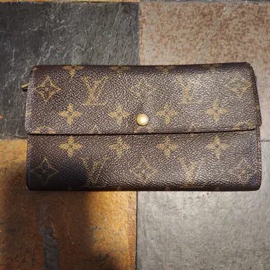 Louis Vuitton Monogram Long Wallet With Inside Zipper Clean