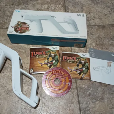 Game- Link's Crossbow Training Wii - Complete With Game, Zapper Gun, Manuals, Box