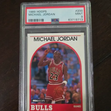 1989 Hoops Michael Jordan 200  PSA MINT 9