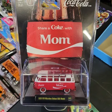 M2 Coca Cola Mom 1959 VW Microbus Deluxe USA Model Chase