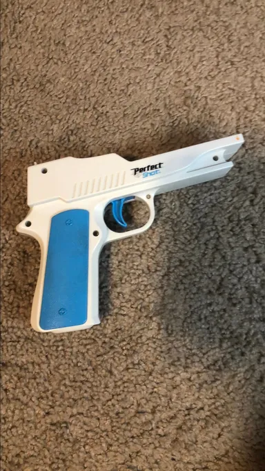 Wii Nyko Perfect Shot Pistol Gun Controller