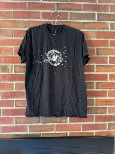 Tesla Cybertruck “Shattered Window” Graphic T-Shirt - Men’s Large, Black