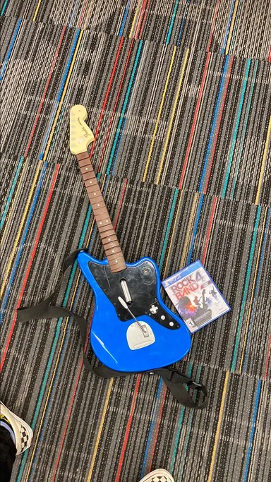PS4 Rock Band 4 with Fender Jaguar Guitar