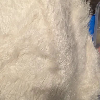 faux fur approximately 3ft by 5 ft