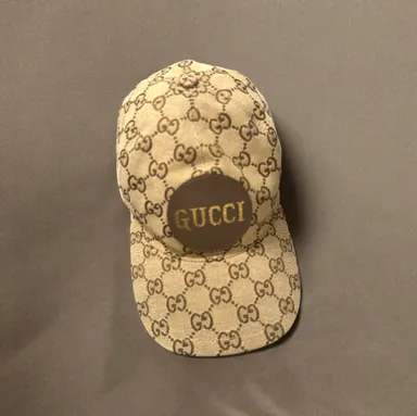 Gucci Supreme Cap M