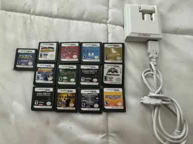 13 DS Games and Charger Lot