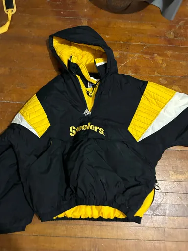 2x Pittsburgh Steeler pull over jacket like noon without tags