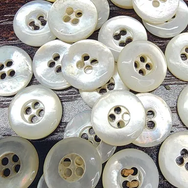 3/8in 4hole Mother of Pearl buttons