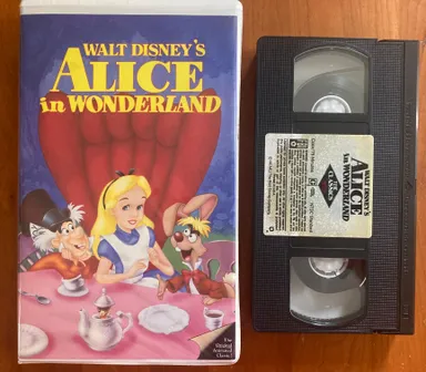 Alice I'm Wonderland