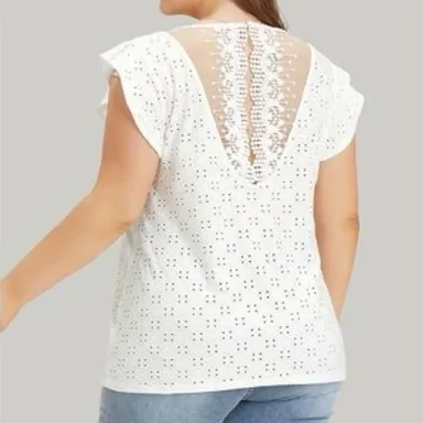 013 Bloomchic Lace Detailed top Sz 2x
