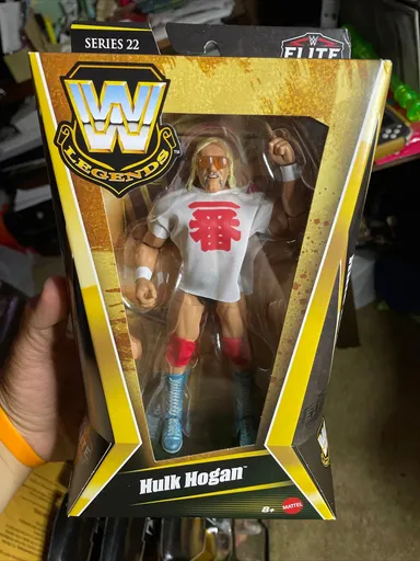 WWE Elite Collection Legends Series 22 Hulk Hogan Chase Wrestling Action Figure