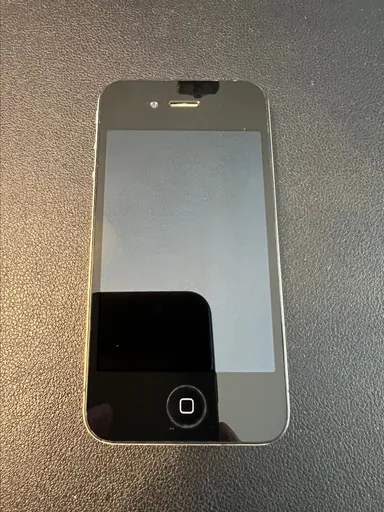 2010 iPhone 4 8 GB