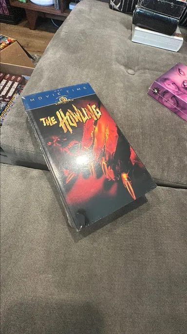 The howling SEALED