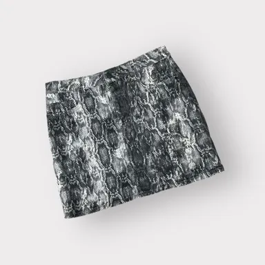 P125 - Zara NEW Python Print Denim Mini Skirt sz Medium Grey White Gray Snake Animal Pattern NWOT
