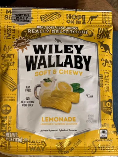 0001 Wiley Wallaby Lemonade Licorice