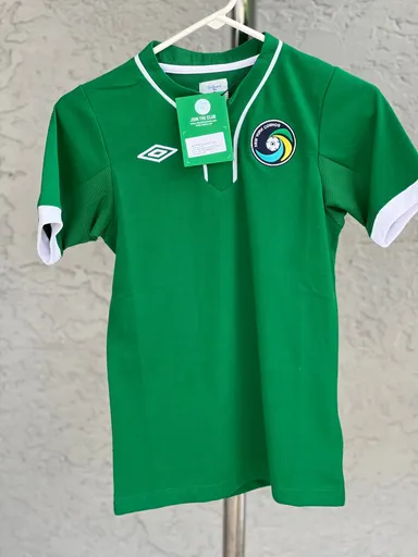 New York Cosmos Jersey 2010 Boys Umbro New W/ Tags Size small SALESMAN SAMPLE]