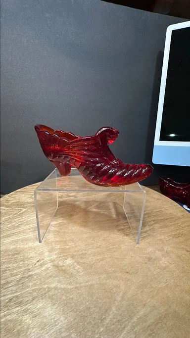 143 Fenton Glass Ruby Red Slipper Shoe Scalloped Drapery Cat Head
