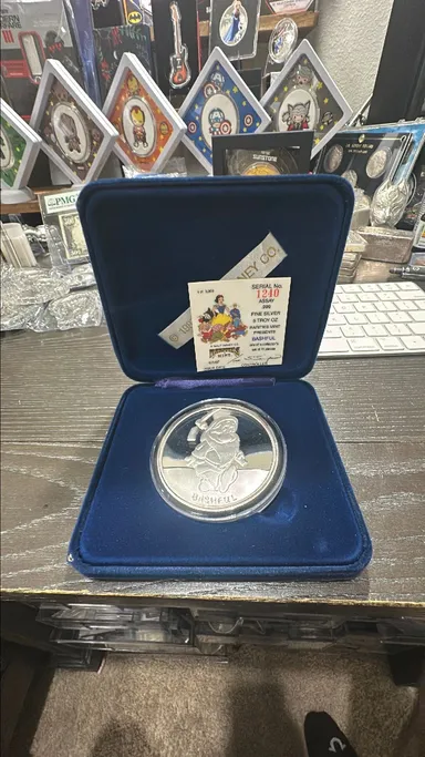 1987 Disney Snow White-Bashful 5oz Silver .999 Coin 50th Anniversary w/COA & BOX