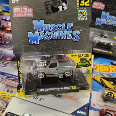Muscle Machines 1993 Chevrolet 454 SS #32 Chase