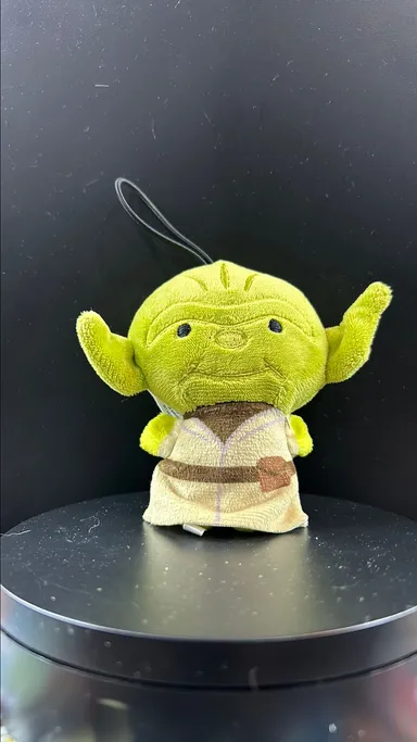 Star Wars - Yoda Plush Hallmark Ornament