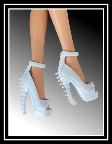 Monster High Create-A-Monster Skeleton Girl White Stiletto Shoes