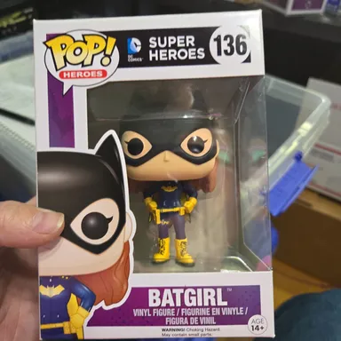 Funko Batgirl DC super heroes #136