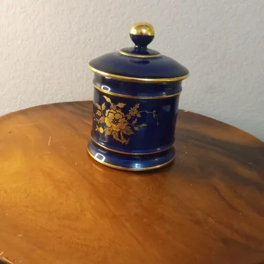 EXQUISITE Limoges France 6" Gilted Cobalt Blue Lidded Canister Jar

This exquisite Limoges France ja