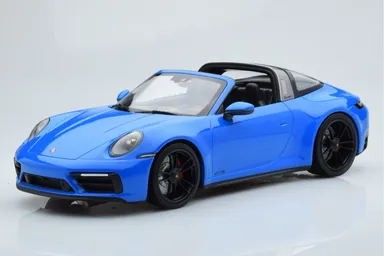 Minichamps 2022 Porsche 911 992 Targa 4 GTS Shark Blue 1:18