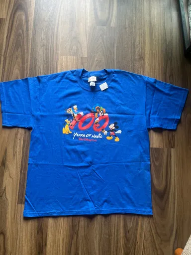 Vintage 90s Disney T-shirt Large Mickey Donald goofy